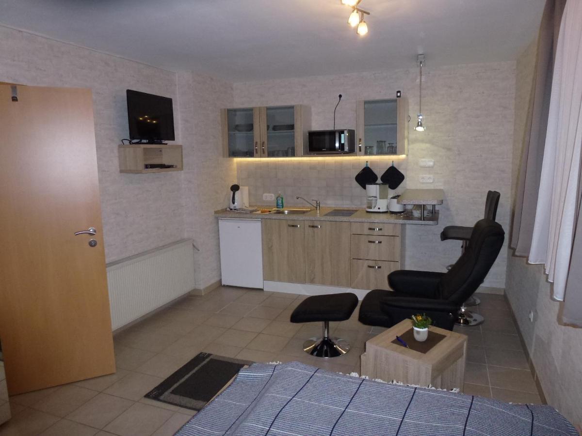 Ferienwohnung Erpel Olpe bei Meschede エクステリア 写真